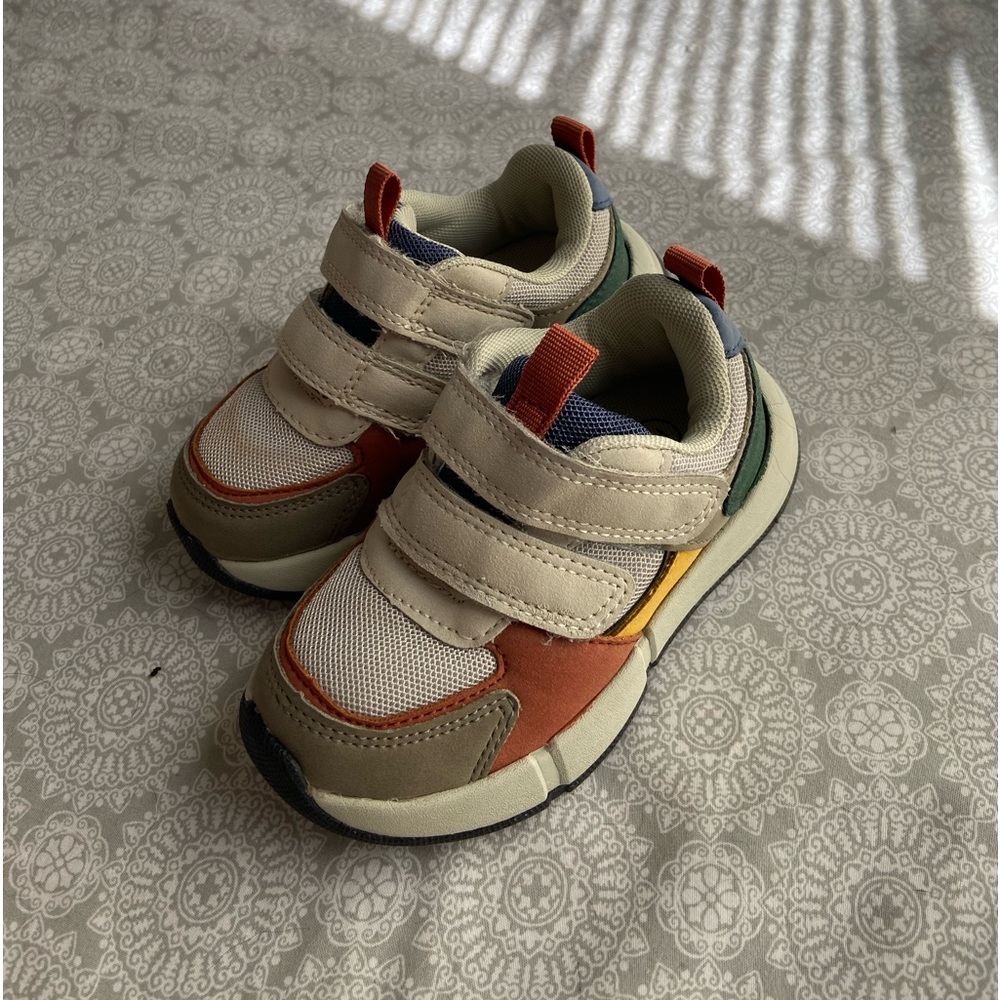 Cat & Jack sneakers
